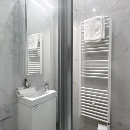 Appartamento Opera - Deluxe Near Galeries Lafayette For 2 Parigi